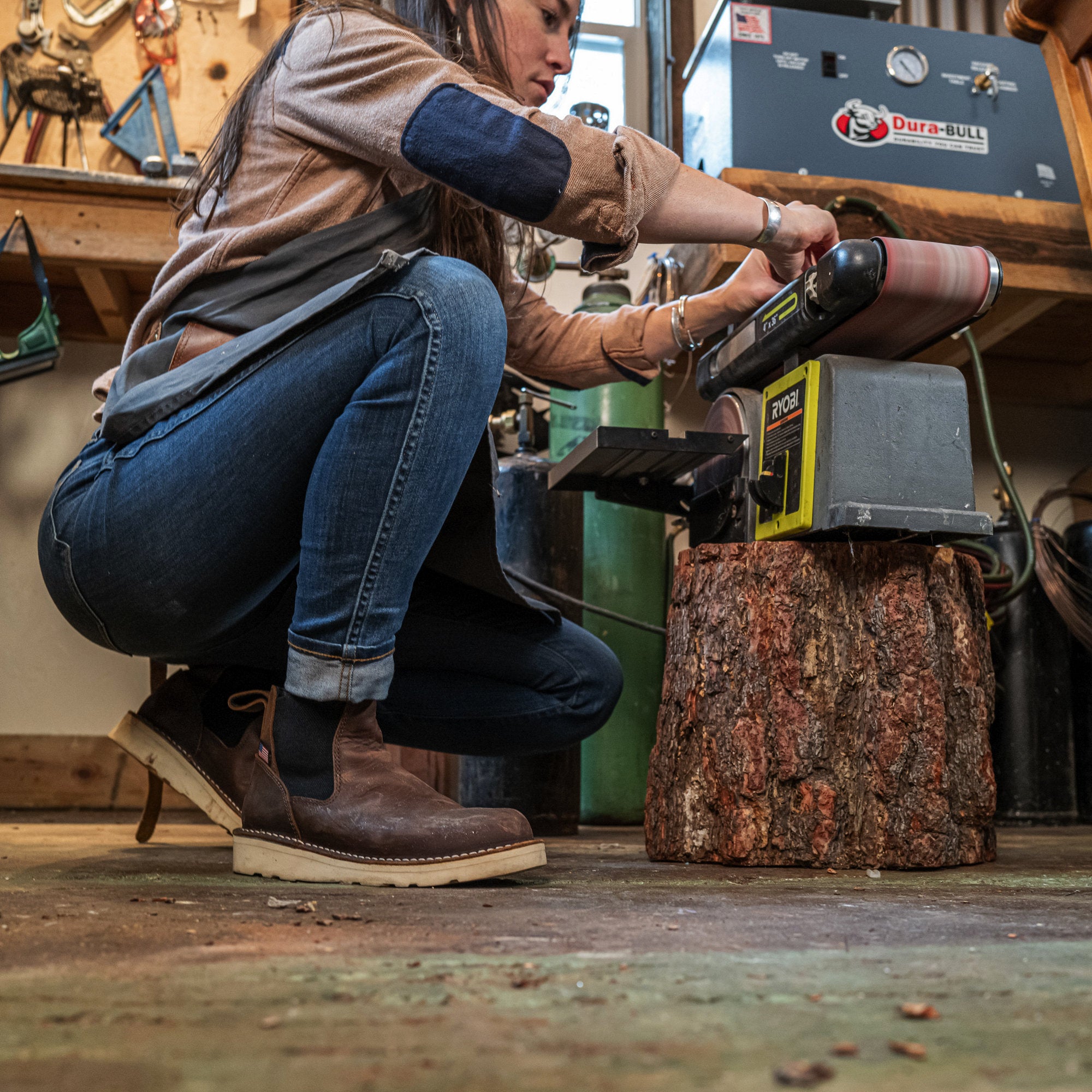 DANNER Women's Bull Run Chelsea Brown Boot